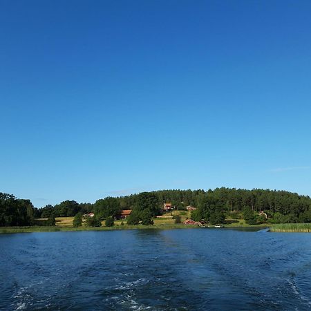 Gaerdsholmens Skaergardshemman "Boken" Villa Edsbruk ภายนอก รูปภาพ