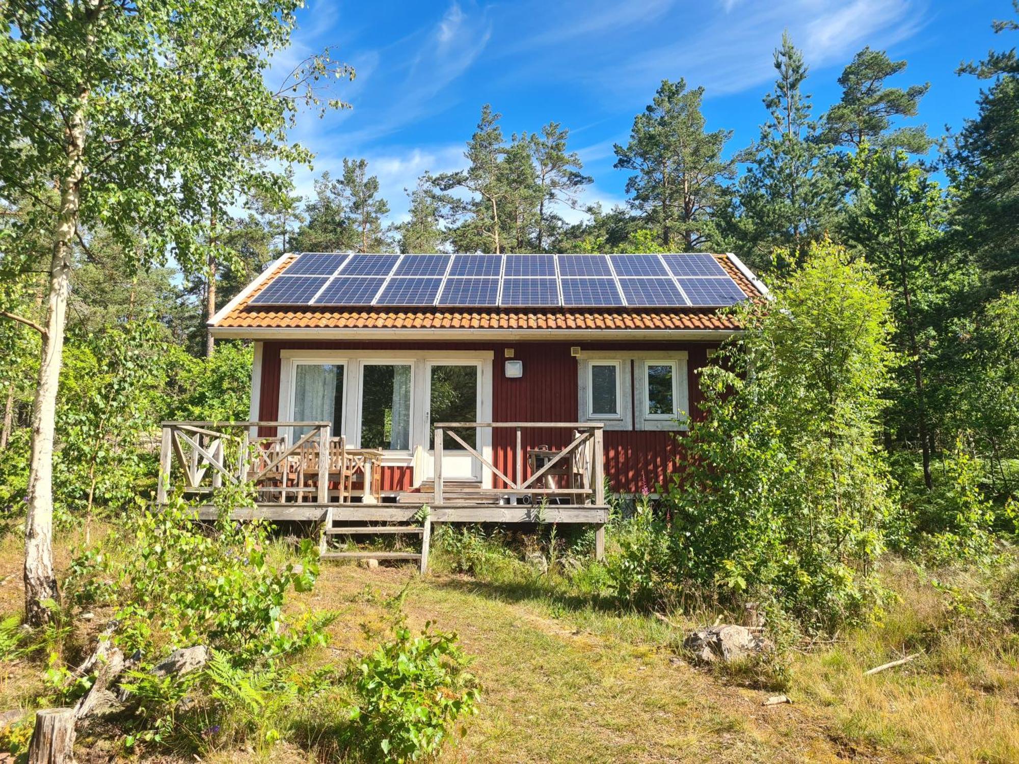 Gaerdsholmens Skaergardshemman "Boken" Villa Edsbruk ภายนอก รูปภาพ